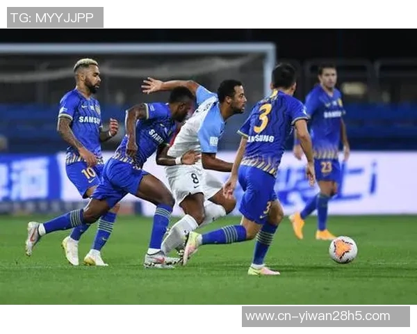 富力与苏宁激战正酣谁能在这场对决中笑到最后 富力与苏宁激战正酣谁能在这场对决中笑到最后